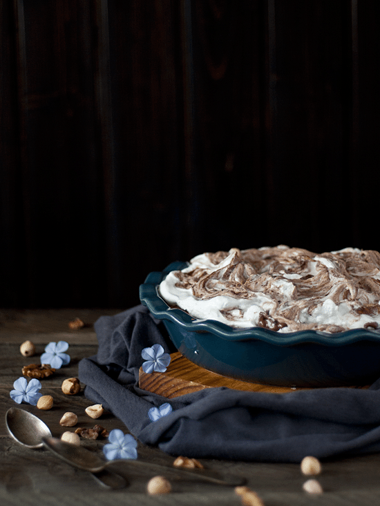 Tarta de nutella y merengue