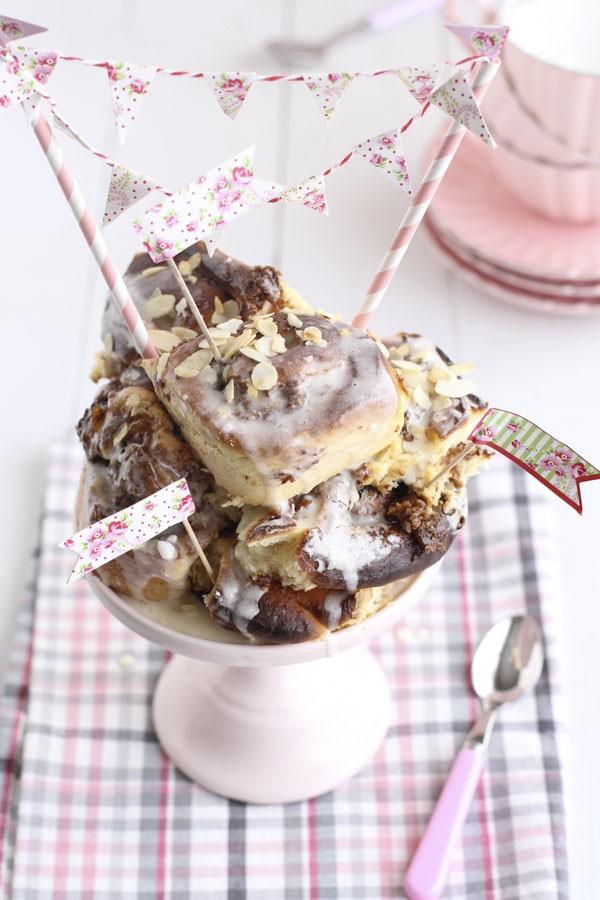 Cinnamon roll de melocotón
