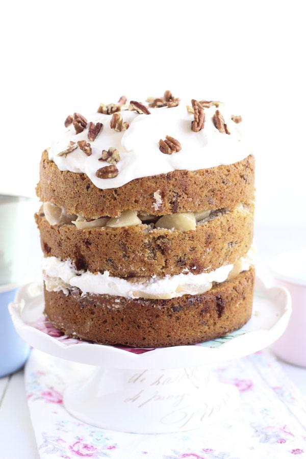 Naked cake de nueces y peras