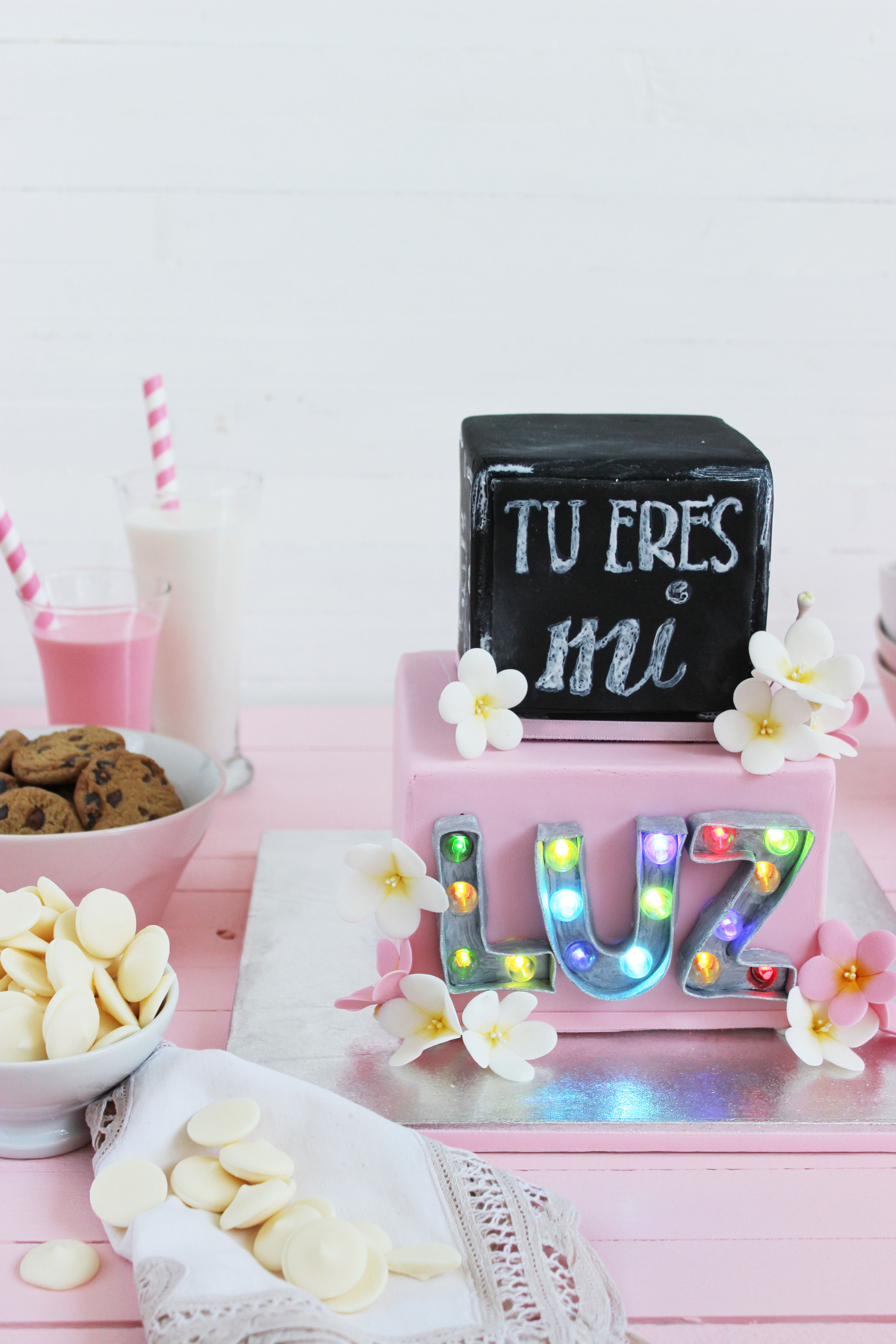 Tarta con luz 068