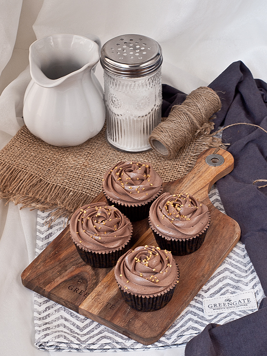 Cupcakes de chocolate y café paso a paso