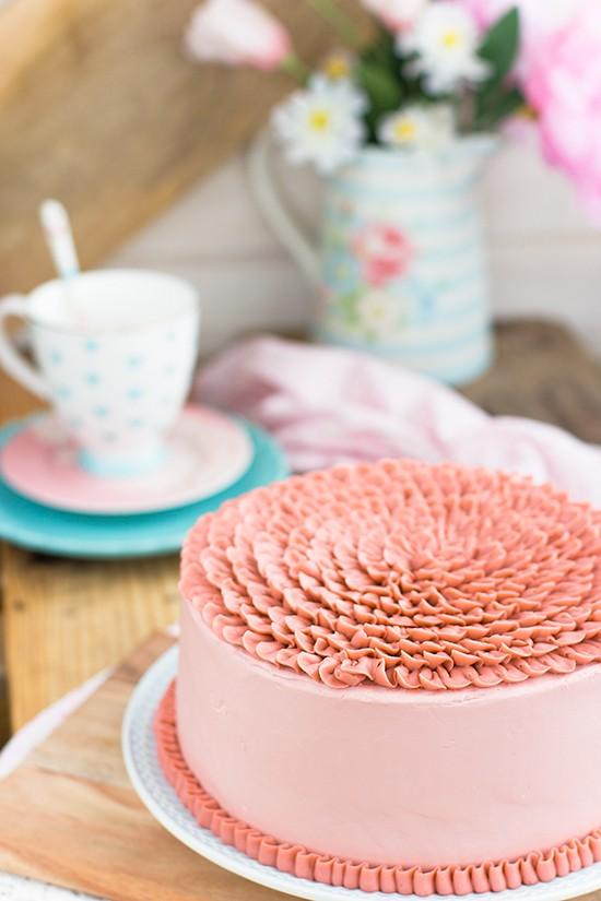 tarta-relleno-de-corazon-wilton-7