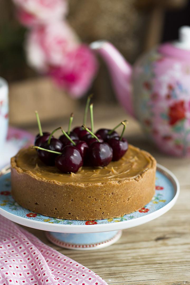 Pastel de Chocolate y Dulce de Leche Saludable sin horno Pastel de Chocolate y Dulce de Leche Saludable sin horno