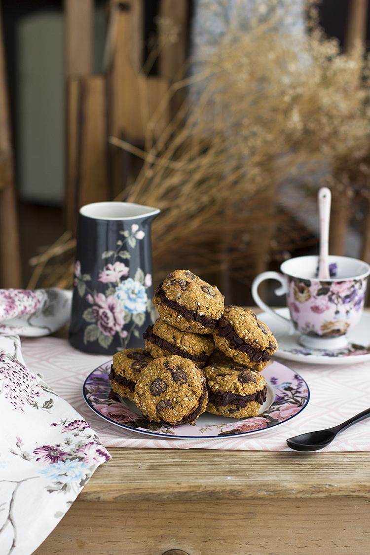 Cookies rellenas con Chips de Chocolate Galletas Saludables