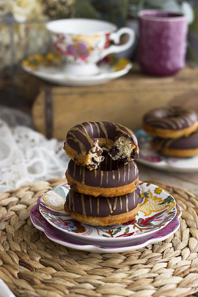 Donuts con Chocolate Saludables sin gluten, sin azúcar, sin harina Donuts con Chocolate Saludables sin gluten, sin azúcar, sin harina