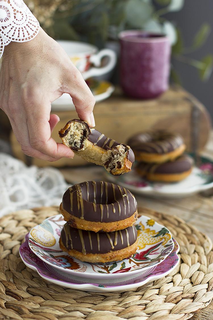 Donuts con Chocolate Saludables sin gluten, sin azúcar, sin harina Donuts con Chocolate Saludables sin gluten, sin azúcar, sin harina