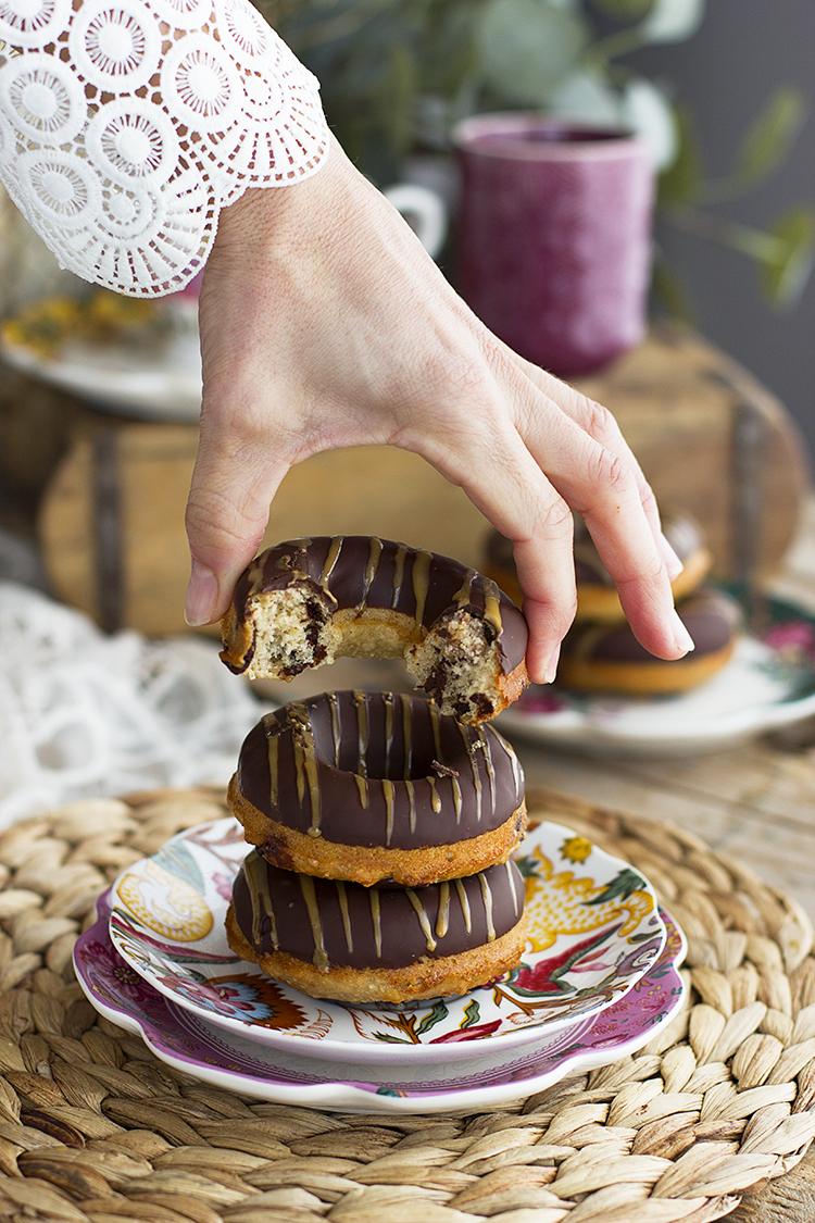 Donuts con Chocolate Saludables sin gluten, sin azúcar, sin harina Donuts con Chocolate Saludables sin gluten, sin azúcar, sin harina