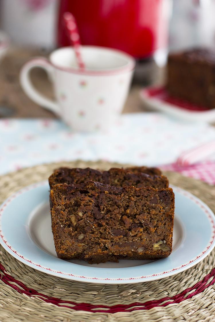 Plum cake de zanahoria y chocolate saludable, fácil y muy rico