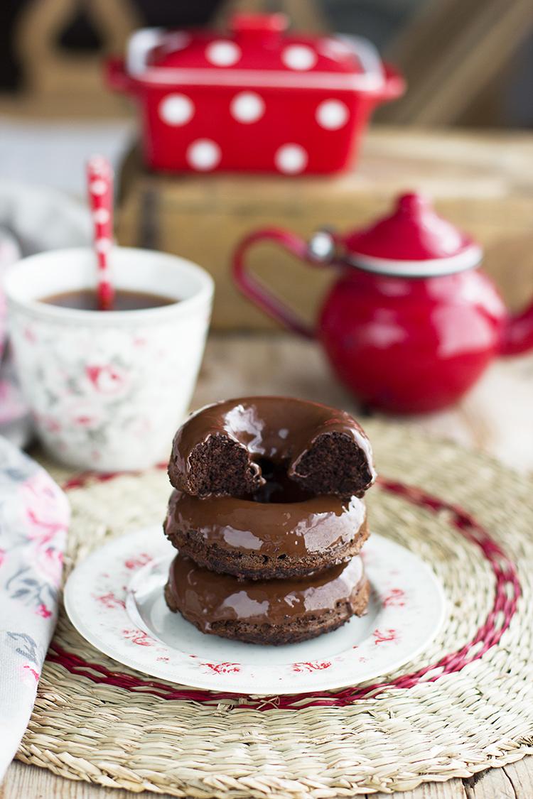 Donuts de Chocolate decadentes saludables e irresistibles Donuts de Chocolate decadentes saludables e irresistibles