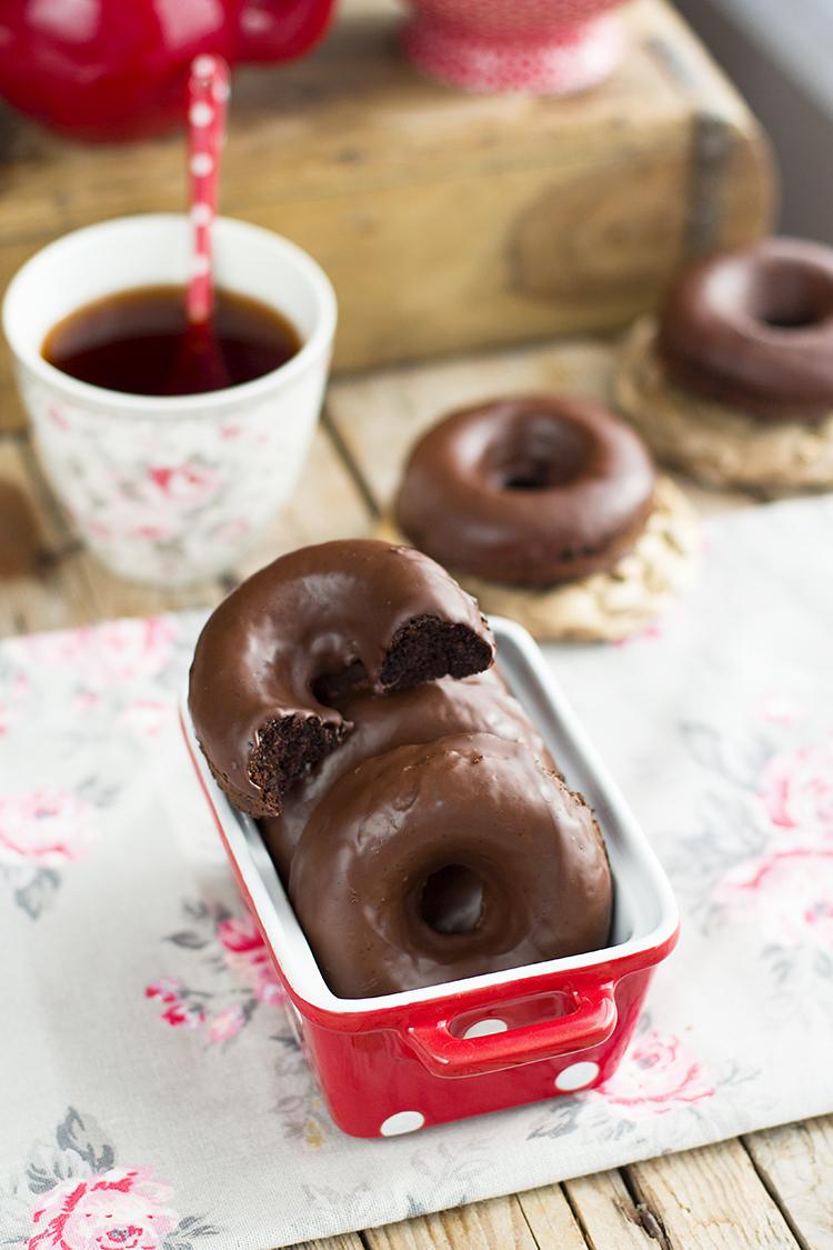 Donuts de Chocolate decadentes saludables e irresistibles Donuts de Chocolate decadentes saludables e irresistibles