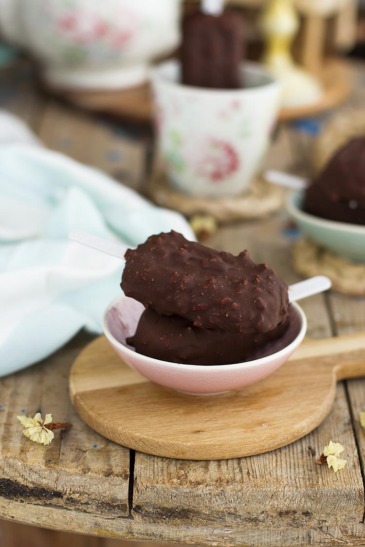 Bombón helado almendrado Saludable Fácil y sencillo de hacer Bombón helado almendrado Saludable Fácil y sencillo de hacer