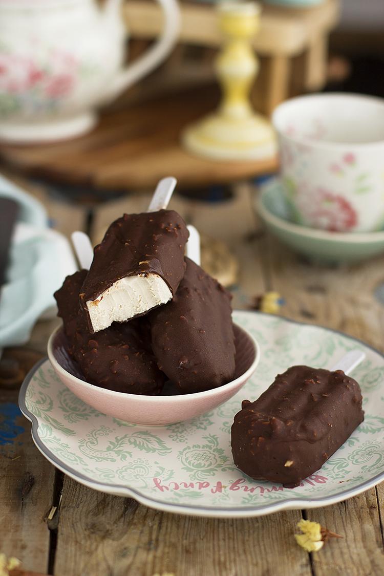 Bombón helado almendrado Saludable Fácil y sencillo de hacer Bombón helado almendrado Saludable Fácil y sencillo de hacer
