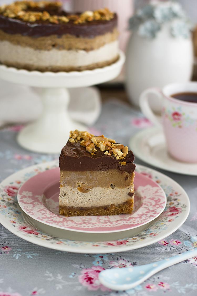 Tarta Snickers Saludable en tan solo 10 minutos ¡Increíble! Tarta Snickers Saludable en tan solo 10 minutos ¡Increíble!