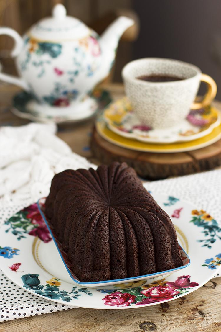 Pastel Fácil de Chocolate con solo 5 ingredientes y además saludable Pastel Fácil de Chocolate con solo 5 ingredientes y además saludable