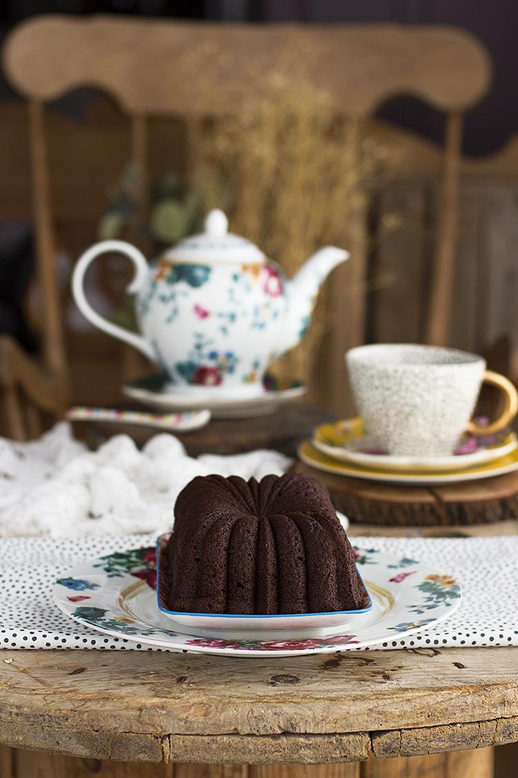Pastel Fácil de Chocolate con solo 5 ingredientes y además saludable Pastel Fácil de Chocolate con solo 5 ingredientes y además saludable