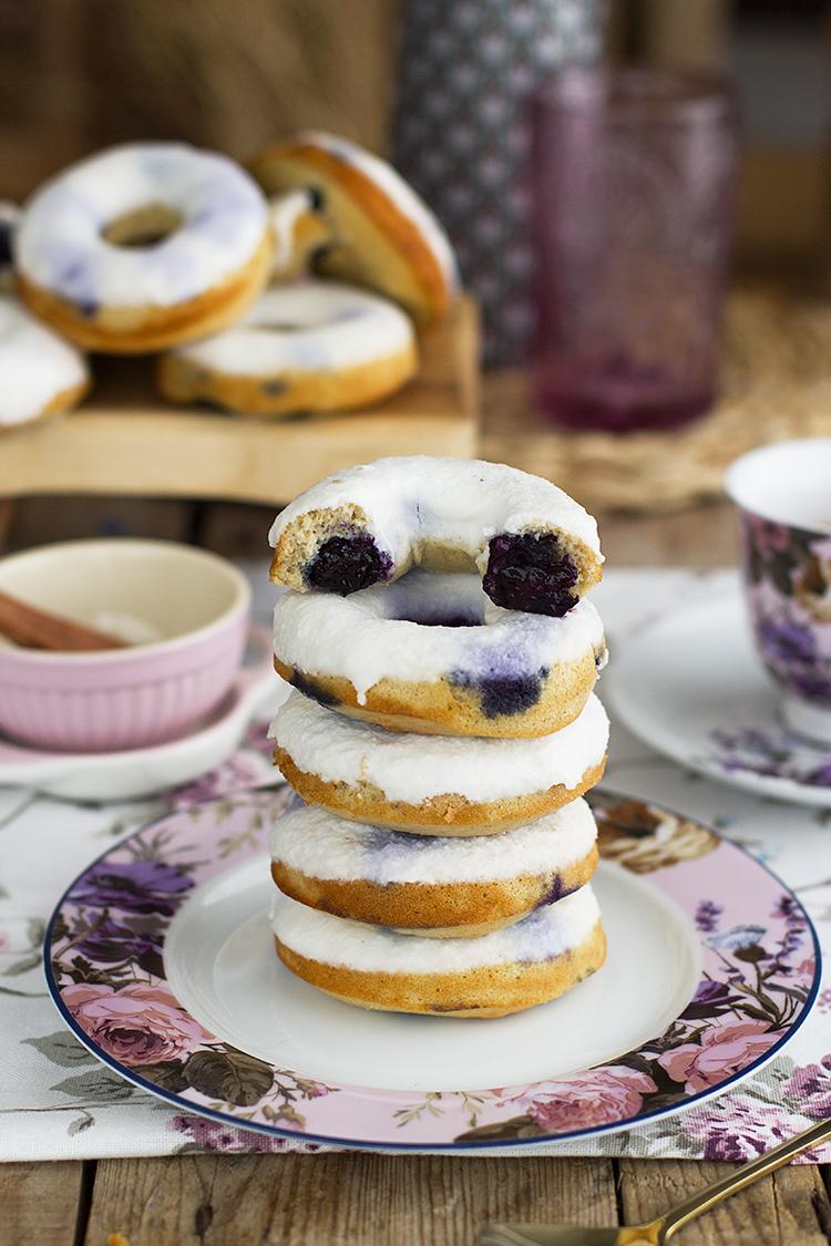 Donuts de Arándanos super jugosos y faciles sin azúcar y sin gluten