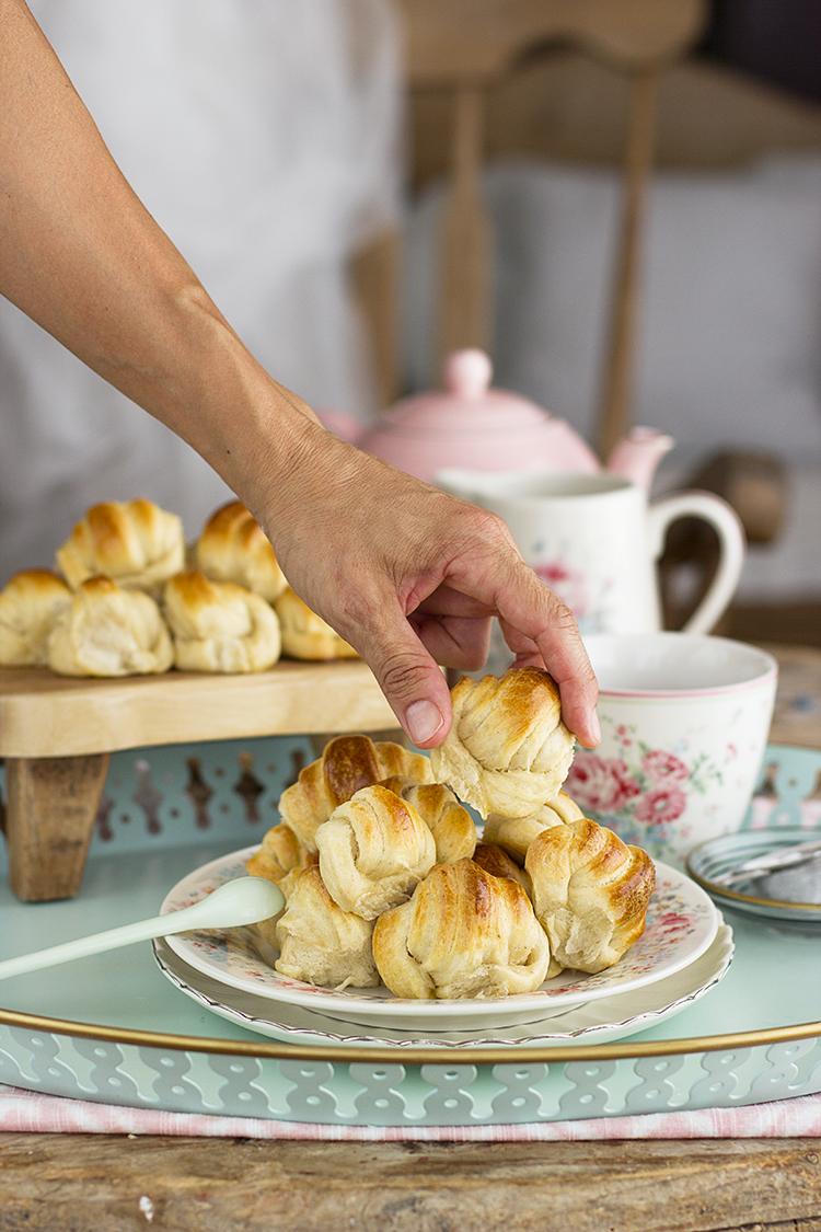 Medias Lunas enrolladas fáciles, receta increíble para hacer en casa