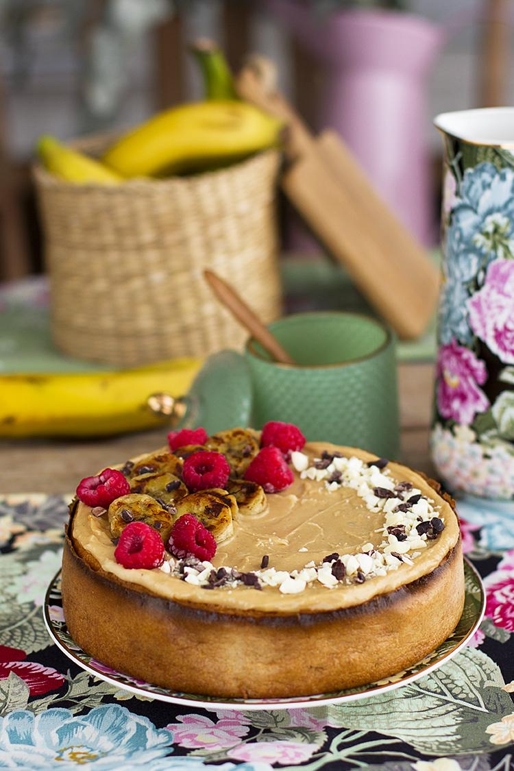 Cheesecake de Plátano Cacahuete y Chocolate Blanco fácil y saludable Cheesecake de Plátano Cacahuete y Chocolate Blanco fácil y saludable