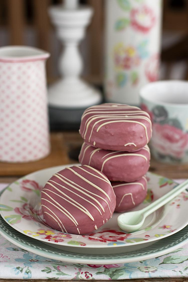 Donuts Bomba Pantera Rosa, el bollito más rico en forma de Donuts relleno Donuts Bomba Pantera Rosa, el bollito más rico en forma de Donuts relleno